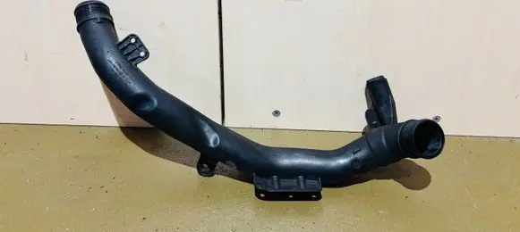 Skoda Yeti (5L) Intercooler hose/pipe 1K0145840AC