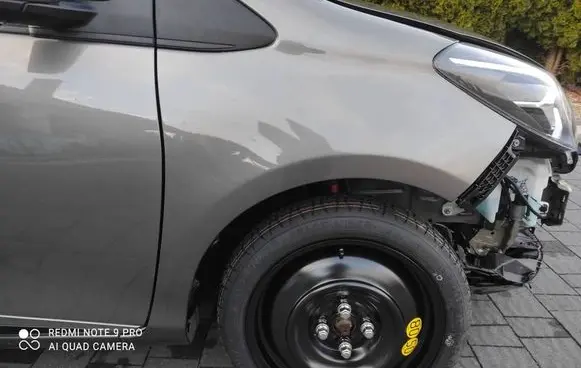 Toyota Yaris Fender