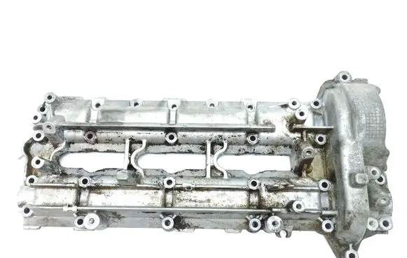 Mercedes-Benz E W211 Rocker cam cover A6420101930