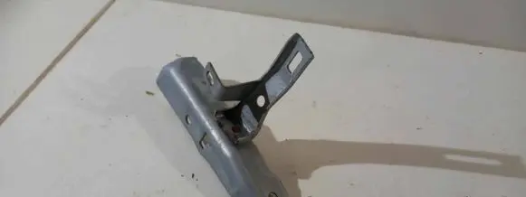 Tesla Model Y Front door upper hinge 151946000B