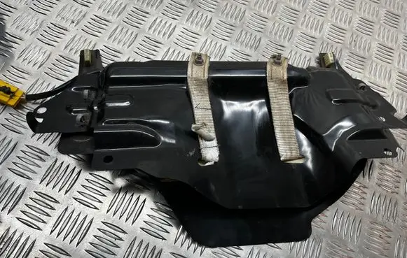 Knee airbag