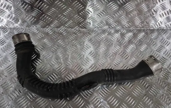 Intercooler hose/pipe