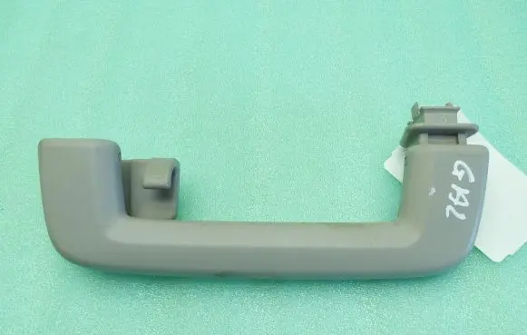 Ford Kuga I Rear interior roof grab handle