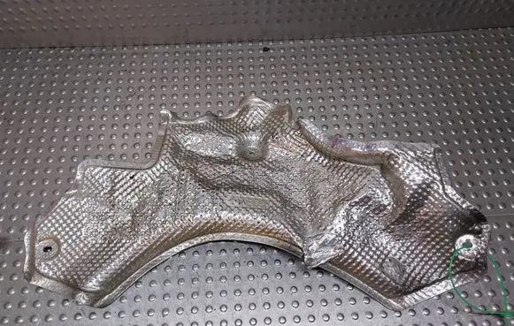 BMW 5 F10 F11 Heat shield in engine bay S27705772 7186860