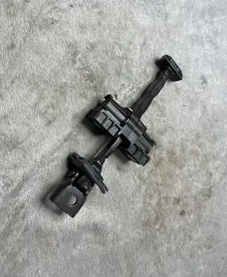 Volkswagen Polo V 6R Rear glass lock/latch C194 2G4837249