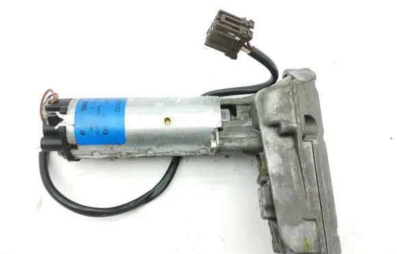 Mercedes-Benz S W220 Seat adjustment motor 2208201542