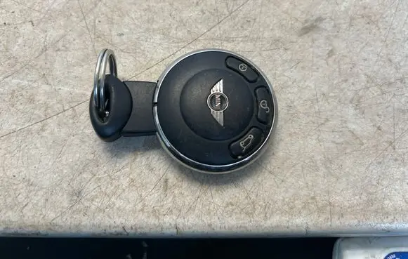 Mini One - Cooper Clubman R55 Ignition key/card 