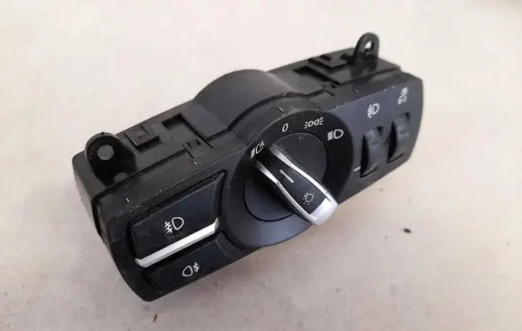 BMW 5 GT F07 Light switch 9192746 33920101-02