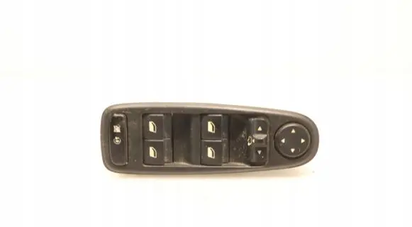 Citroen C4 I Picasso Electric window control switch 96639383ZD