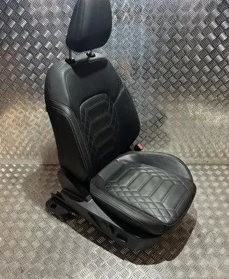 Ford Focus Front passenger seat DG21615