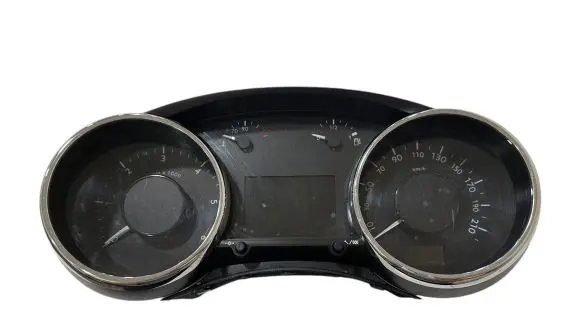 Peugeot 5008 Speedometer (instrument cluster) 9666247580 PE0004005N0S8