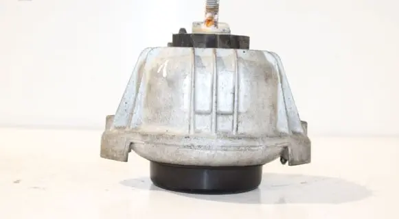 BMW X1 E84 Engine mount bracket 6768800