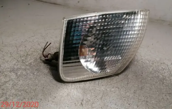 Volkswagen PASSAT B5 Front indicator light 3B0953049C