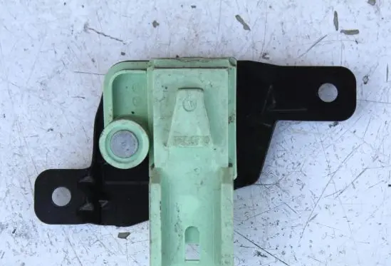 BMW X3 E83 Airbag deployment crash/impact sensor