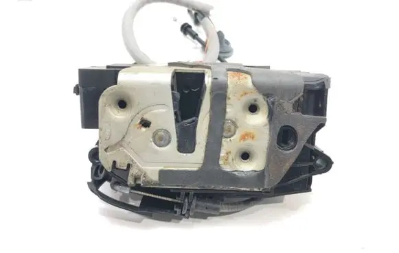 Volvo S60 Front door lock 31301740