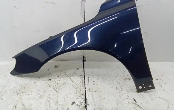 Volvo V70 Fender