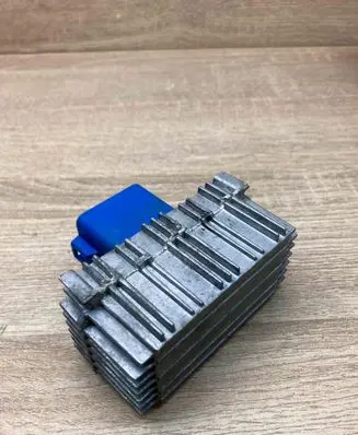 Opel Vectra C Glow plug pre-heat relay 