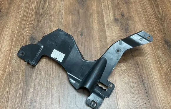 Land Rover Evoque I Engine splash shield/under tray K8D2-7F01F-BE