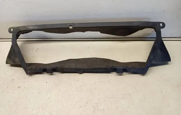Volvo XC70 Intercooler air guide/duct channel 9190983