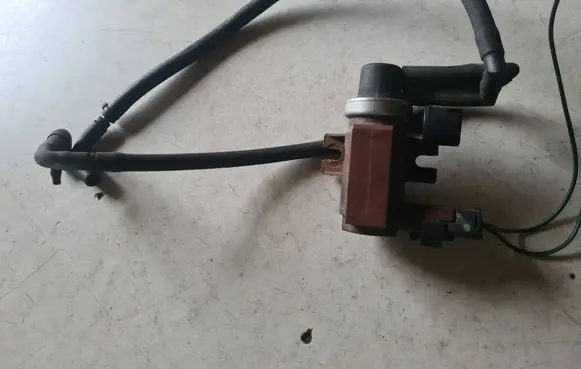 Volvo V50 Turbo solenoid valve 0096602 9650098380