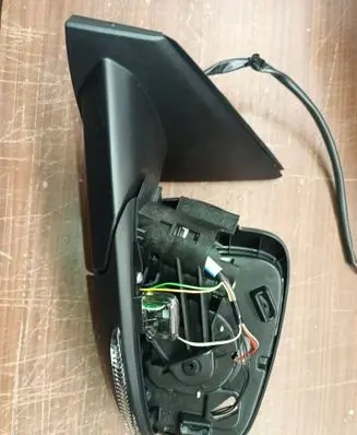 Renault Kadjar Front door electric wing mirror 963021854R