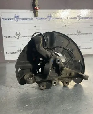 Mercedes-Benz E W212 Front wheel hub spindle knuckle 21208