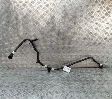 BMW iX Engine coolant pipe/hose 8475134