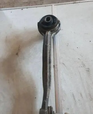Mercedes-Benz C W203 Front lower control arm/wishbone