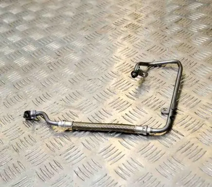 Mercedes-Benz C W205 Oil fill pipe A2640904900