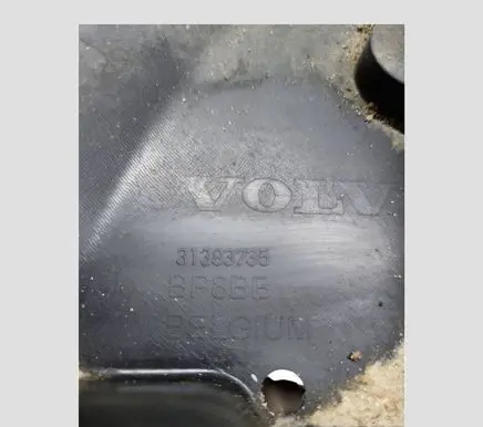 Volvo V40 Front bumper skid plate/under tray 31383735