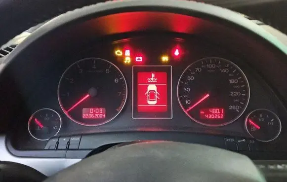 Speedometer (instrument cluster)