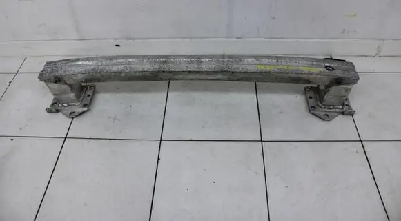 Peugeot 308 Front bumper support beam 