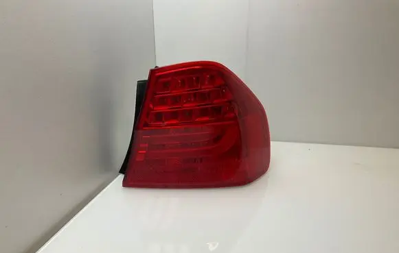 BMW 3 E90 E91 Rear/tail lights 7289430
