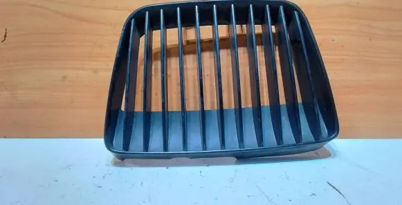 Seat Ibiza II (6k) Front grill FKSG078