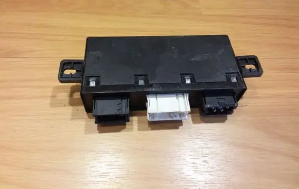 BMW 5 E39 Comfort/convenience module 61358377592