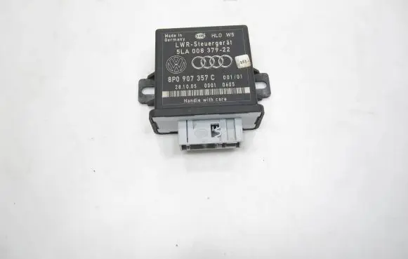 Audi A6 S6 C6 4F Light module LCM 8P0907357C 5LA00837922 00010605