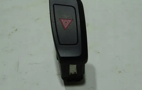 Audi A4 S4 B8 8K Hazard light switch 8K1941509