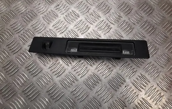 Volvo XC90 Tailgate opening switch 31675543