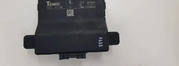 Audi A3 S3 8P Gateway control module 1K0907530D