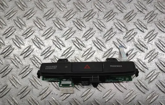 Mitsubishi Lancer VIII Hazard light switch 