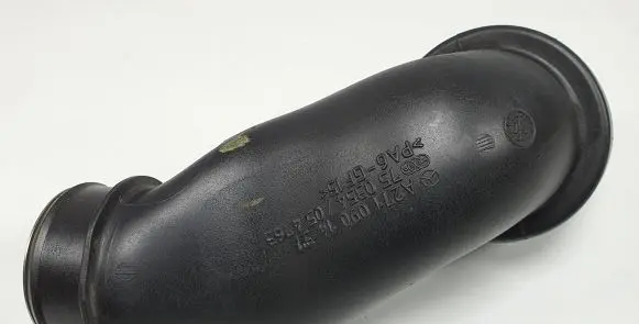 Mercedes-Benz C W203 Air intake hose/pipe A2710901437