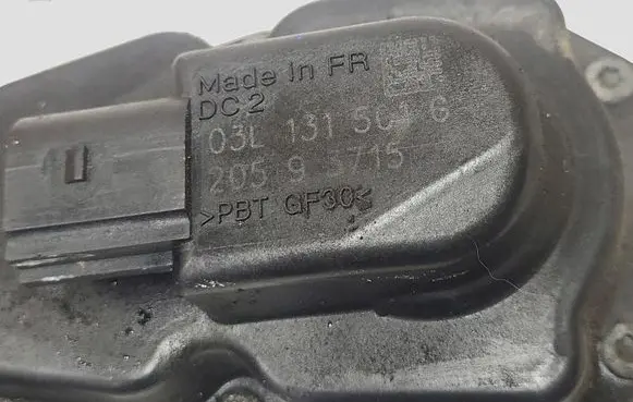 Volkswagen Golf VII EGR valve 03L1315016 20593715