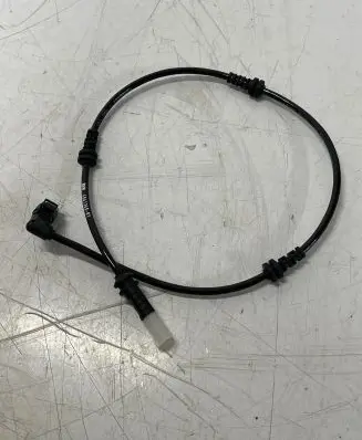 BMW M5 F90 ABS wheel speed sensor 6861345