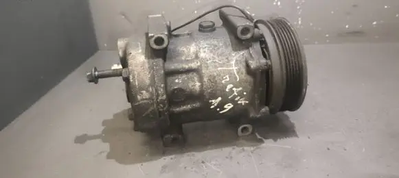Renault Trafic II (X83) Air conditioning (A/C) compressor (pump) 8200040681 SD7H15 2251012134