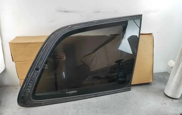 Volvo XC90 Rear side window 31468144 32219279 31371030
