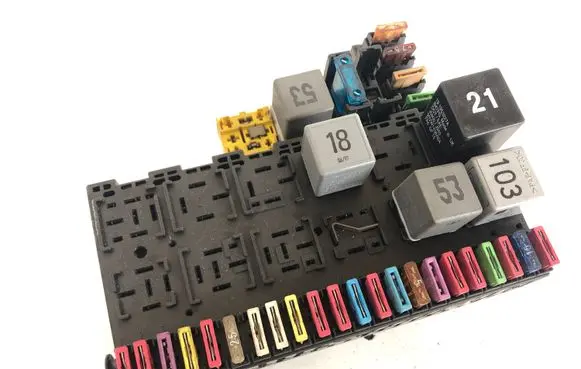 Volkswagen Sharan Fuse module