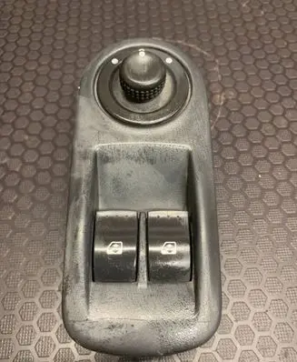 Renault Trafic II (X83) Electric window control switch 8200011867 9116523 29181