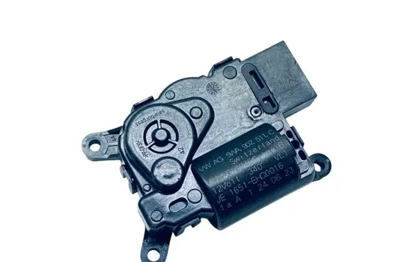 Cupra Formentor Air flap motor/actuator 5WA907511C