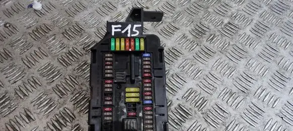 BMW X5 F15 Fuse box set 6819653