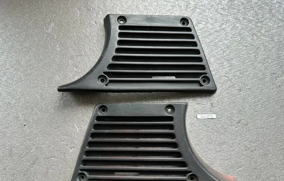 Nissan Patrol 160 Rear air vent grill 76812C8400 76813C8400